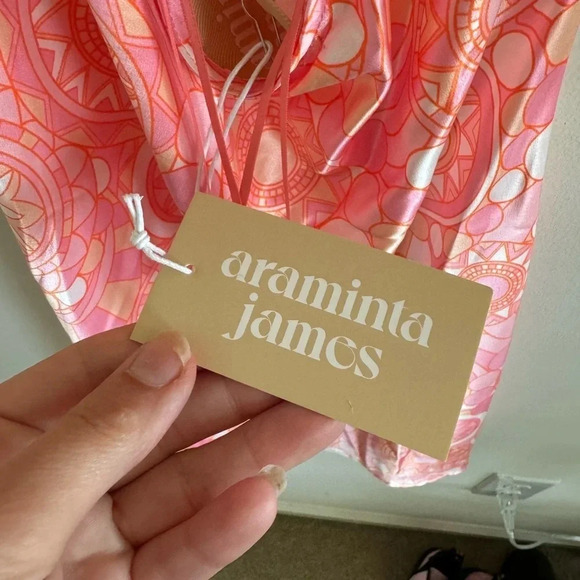 Araminta James pink Capri silky retro printer halter Mini Dress Size small NWT - Picture 9 of 13